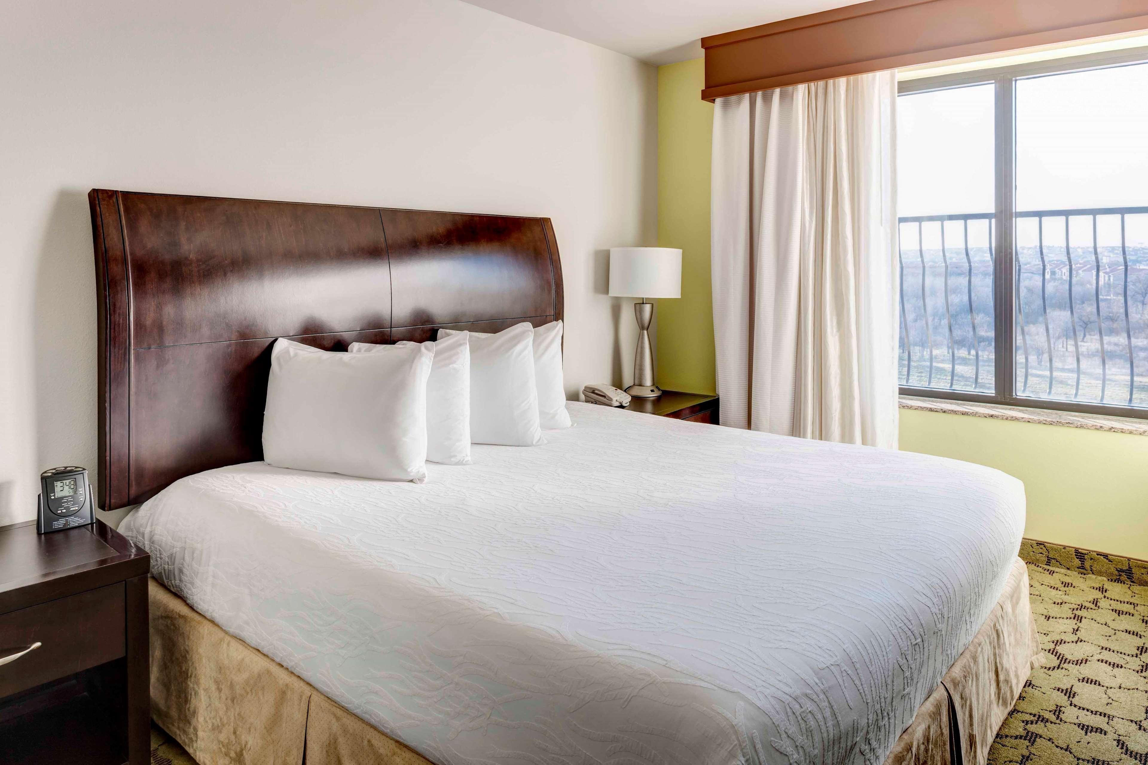 Hilton Garden Inn Dallas לואיסוויל מראה חיצוני תמונה