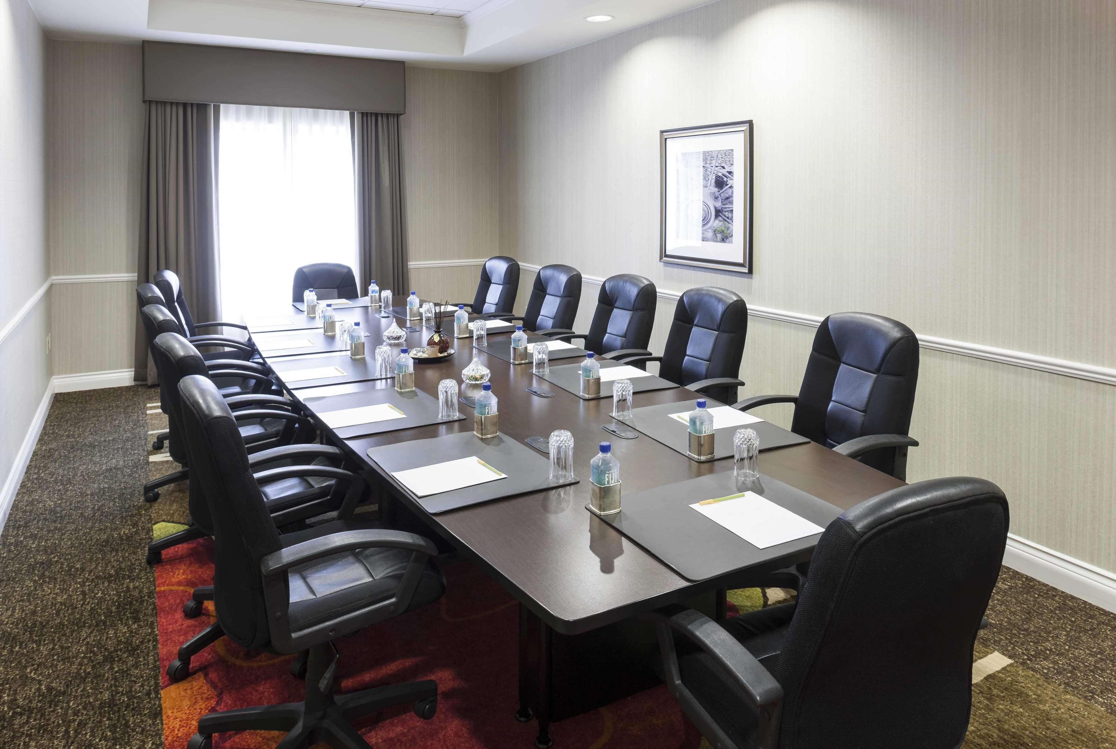 Hilton Garden Inn Dallas לואיסוויל מראה חיצוני תמונה