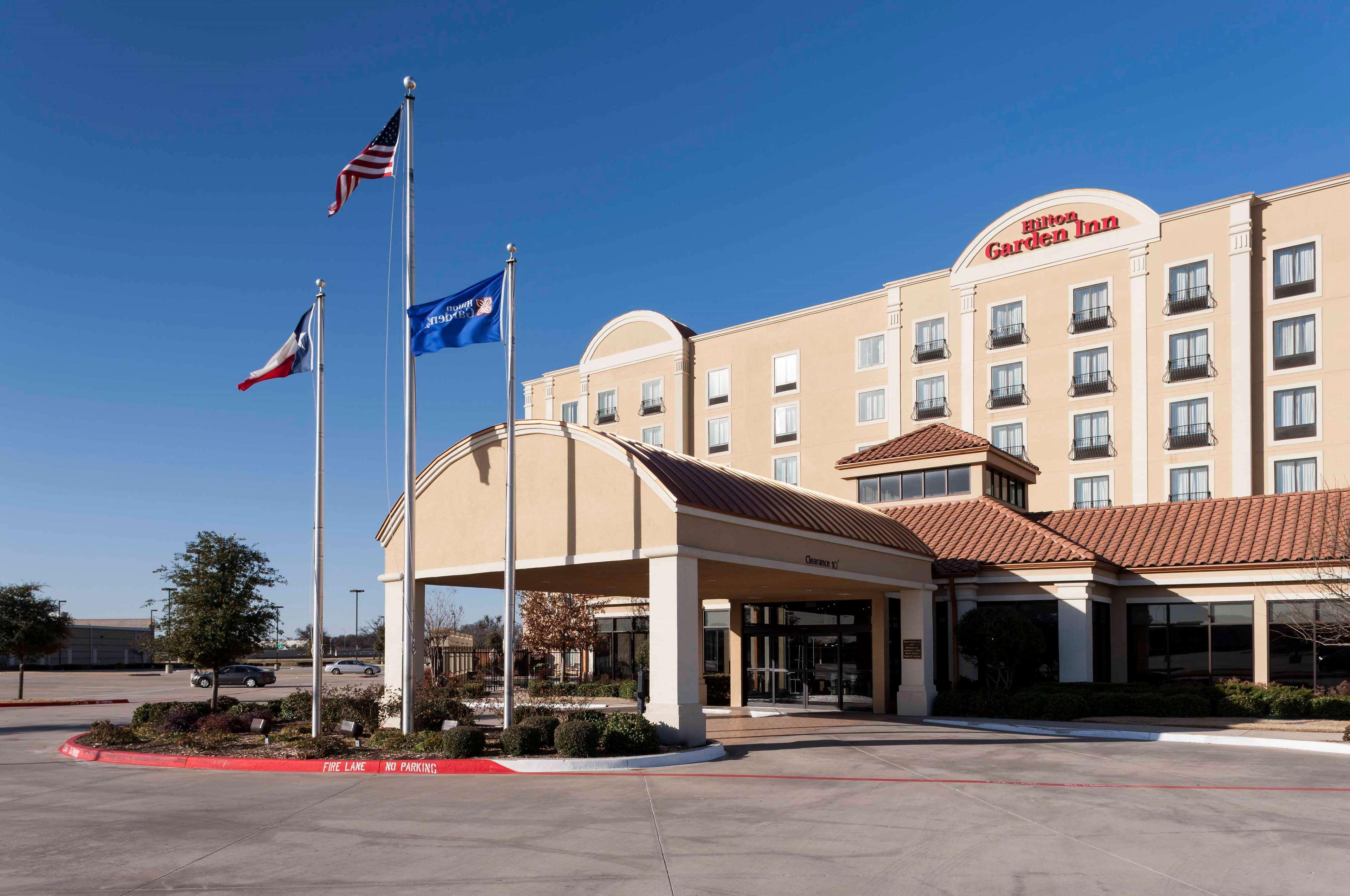 Hilton Garden Inn Dallas לואיסוויל מראה חיצוני תמונה