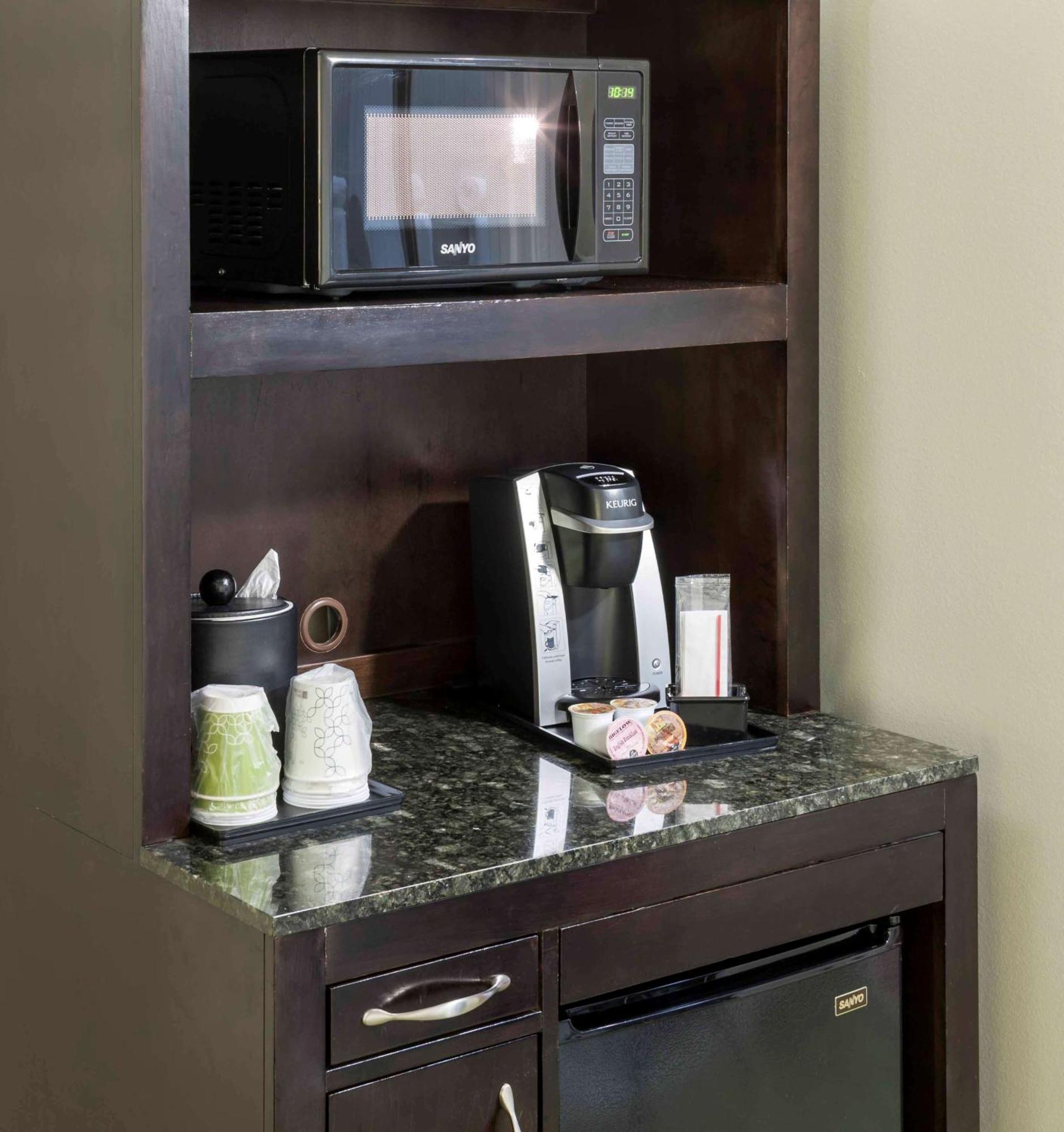 Hilton Garden Inn Dallas לואיסוויל מראה חיצוני תמונה