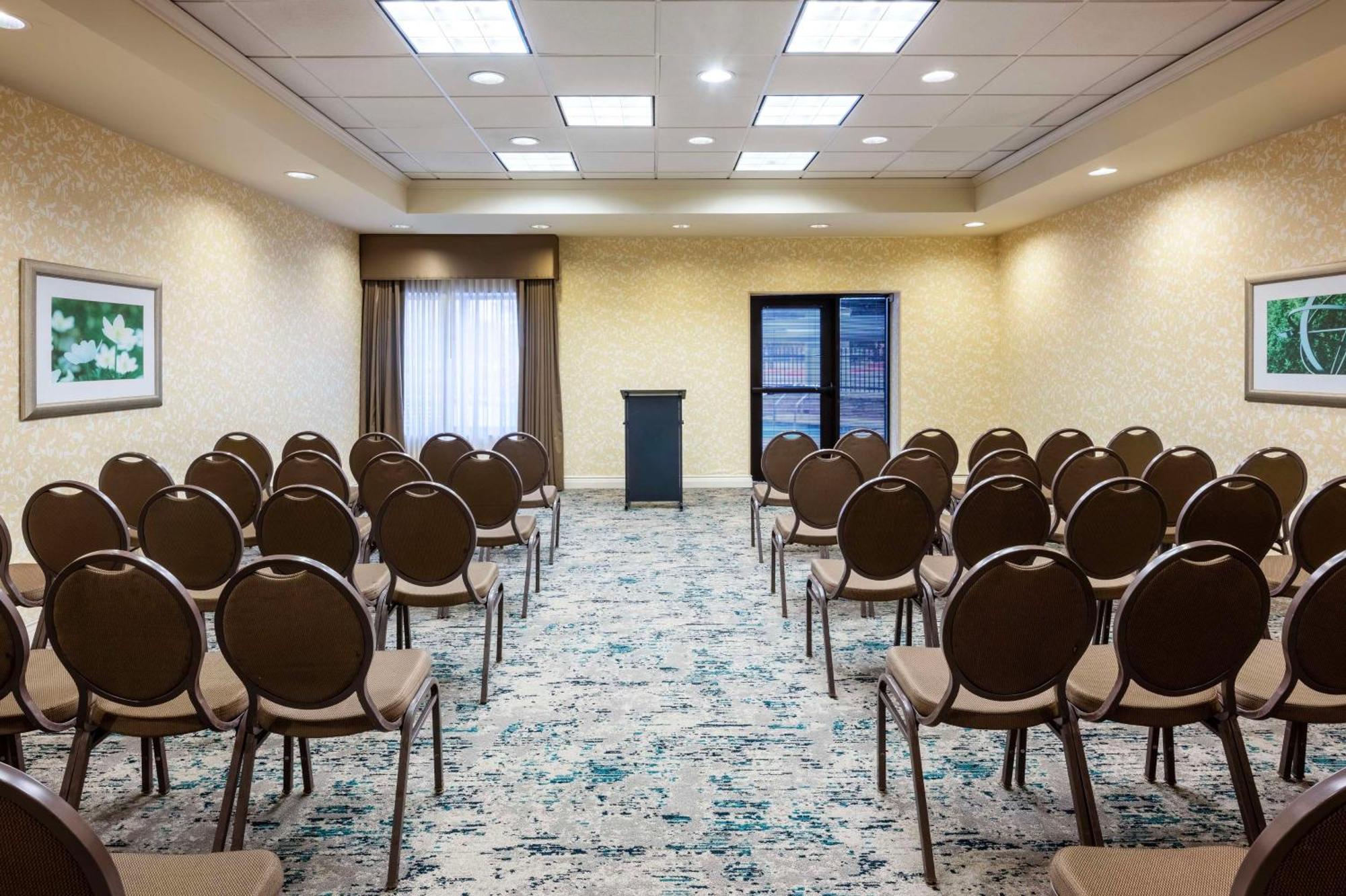 Hilton Garden Inn Dallas לואיסוויל מראה חיצוני תמונה