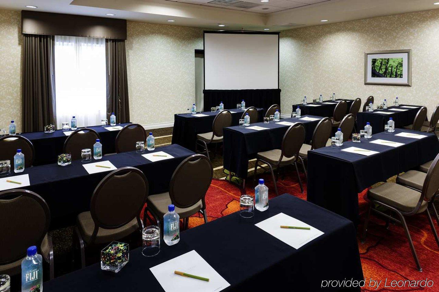 Hilton Garden Inn Dallas לואיסוויל מראה חיצוני תמונה