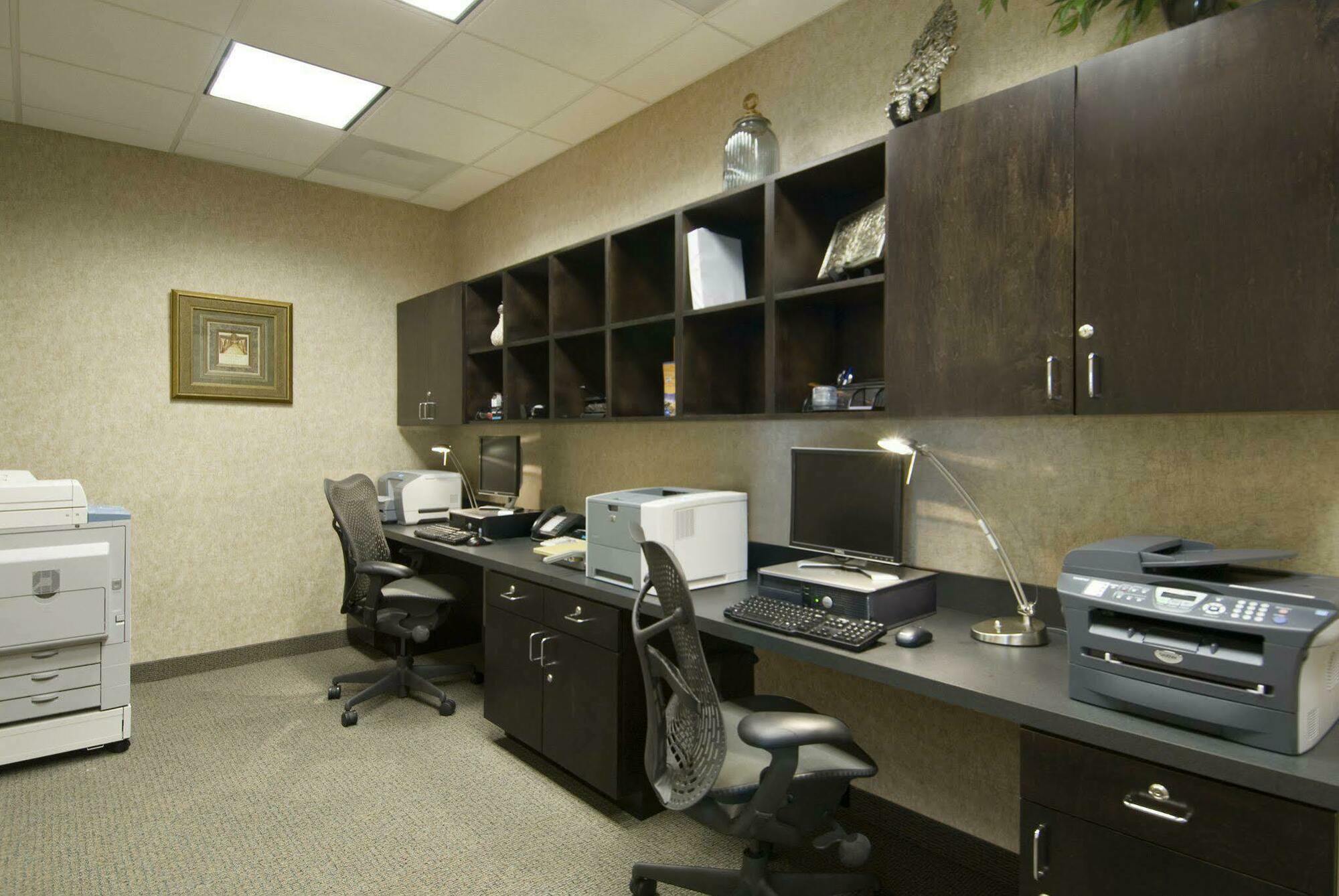 Hilton Garden Inn Dallas לואיסוויל מראה חיצוני תמונה